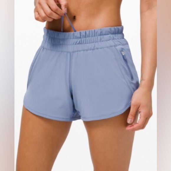 Lululemon Women’s Shorts Size 12 Purple - Picture 1 of 7